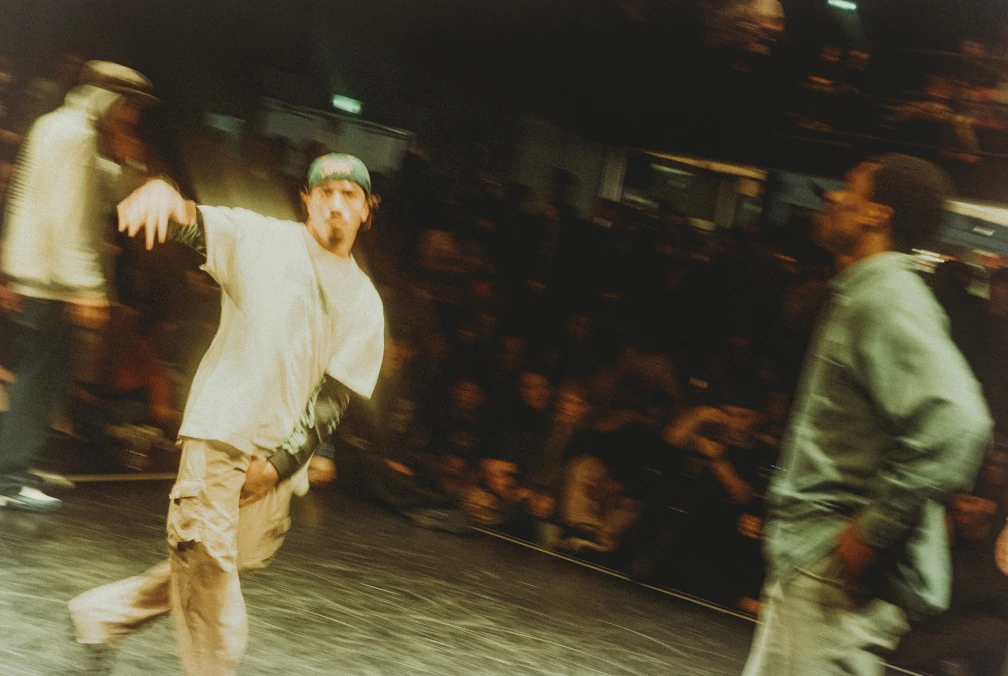 Arthur Barat — Hotmilk Break Battle 2026 - 30 ans d'existence du Breakdance sur Cholet : 2VS2 Jardin de verre 10